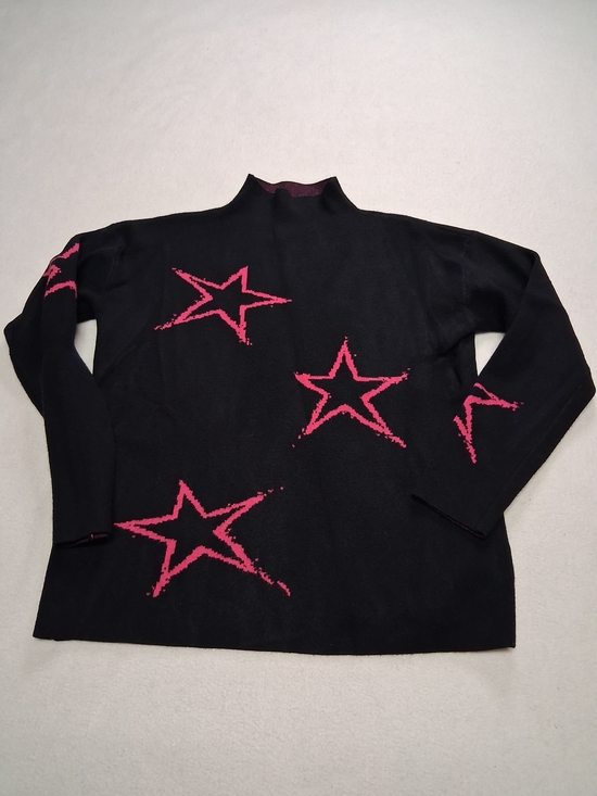 Tahari Other - 4/20$ Tahari Black Sweater with Pink Star Print